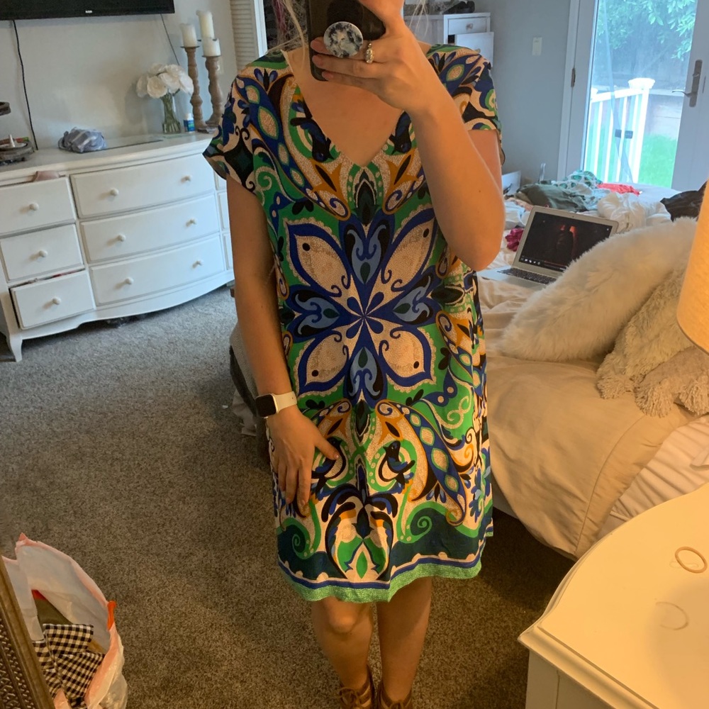 Short sleeved multicolored dress